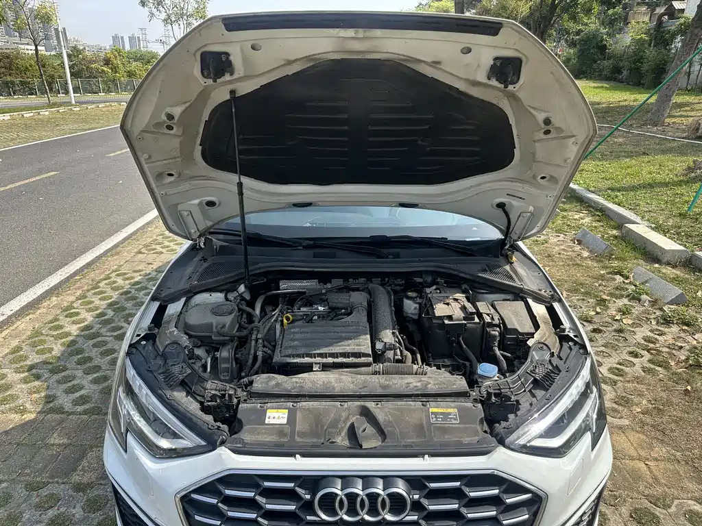 Audi Audi A3L Limousine 35 TFSI 2023 - thumbnail 10