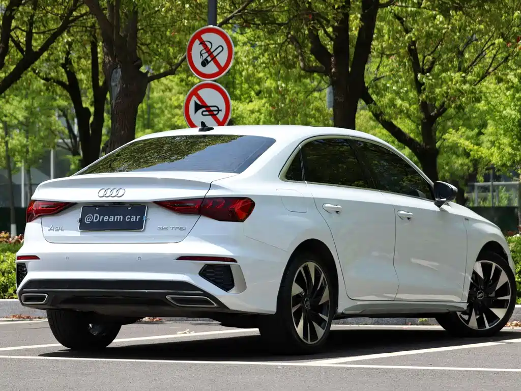 Audi Audi A3L Limousine 35 TFSI Fashion Sport 2022 - thumbnail 4