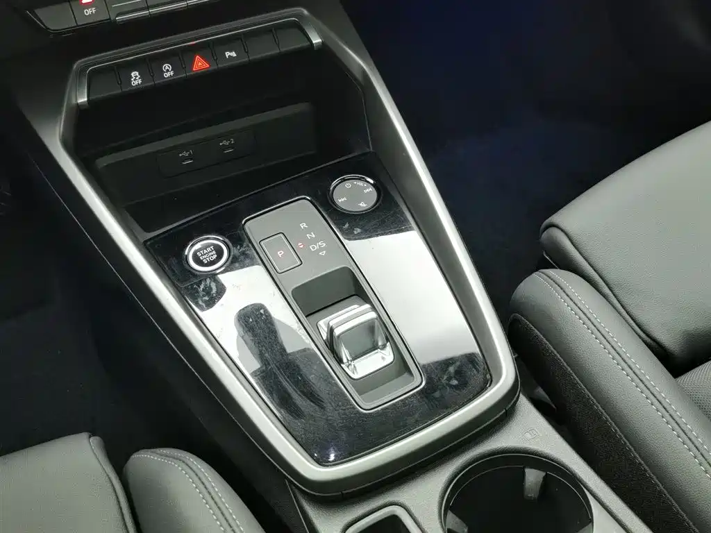 Audi Audi A3 Sportback 35 TFSI Fashion Sport 2022 - thumbnail 13