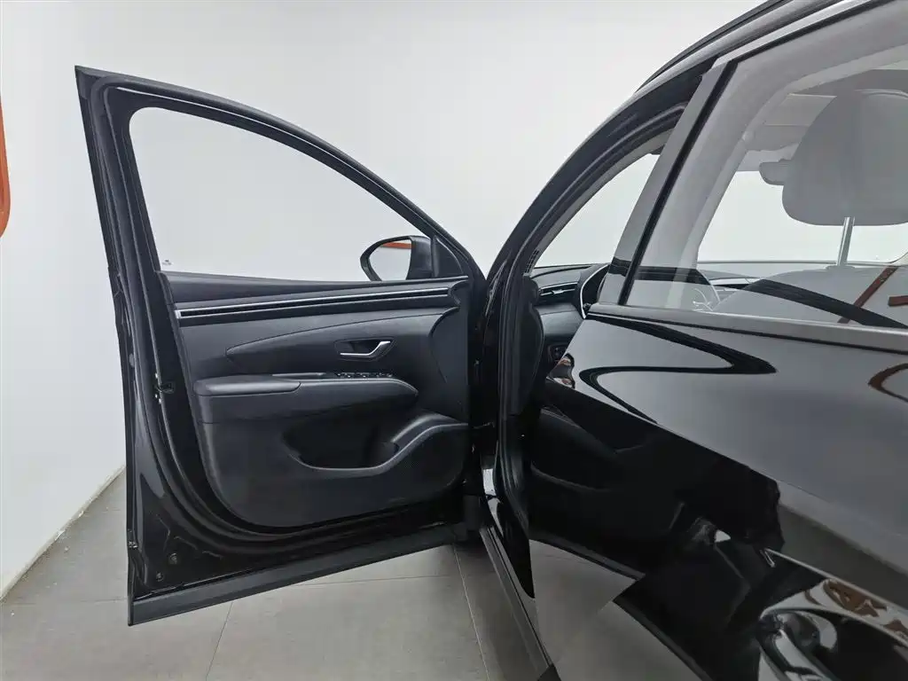Hyundai Hyundai Tucson L 2023 1.5T Automatic FWD GLX Elite Edition 2023 - thumbnail 8