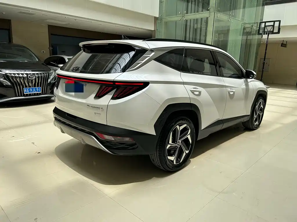 Hyundai Tucson L 2023 1.5T Auto 2WD DLX 2023 - thumbnail 4