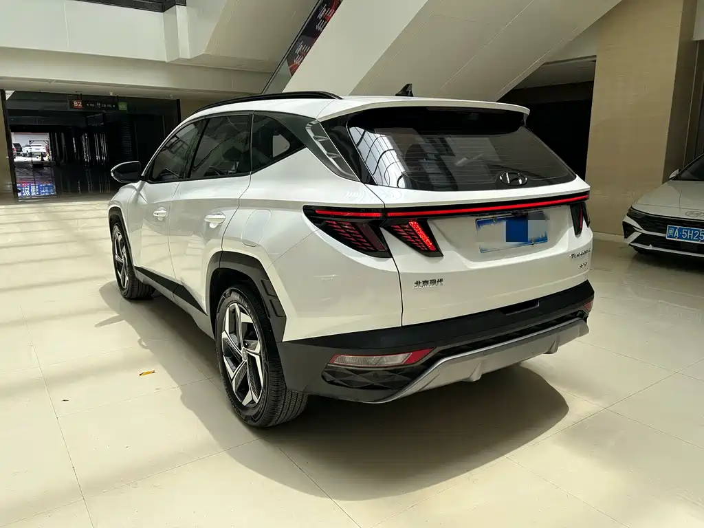 Hyundai Tucson L 2023 1.5T Auto 2WD DLX 2023 - thumbnail 6