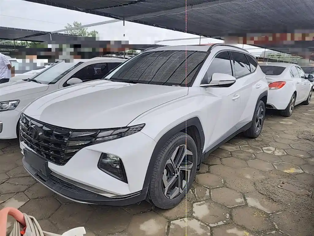 Hyundai Tucson L 1.5T Auto 2WD DLX 2023 - thumbnail 2