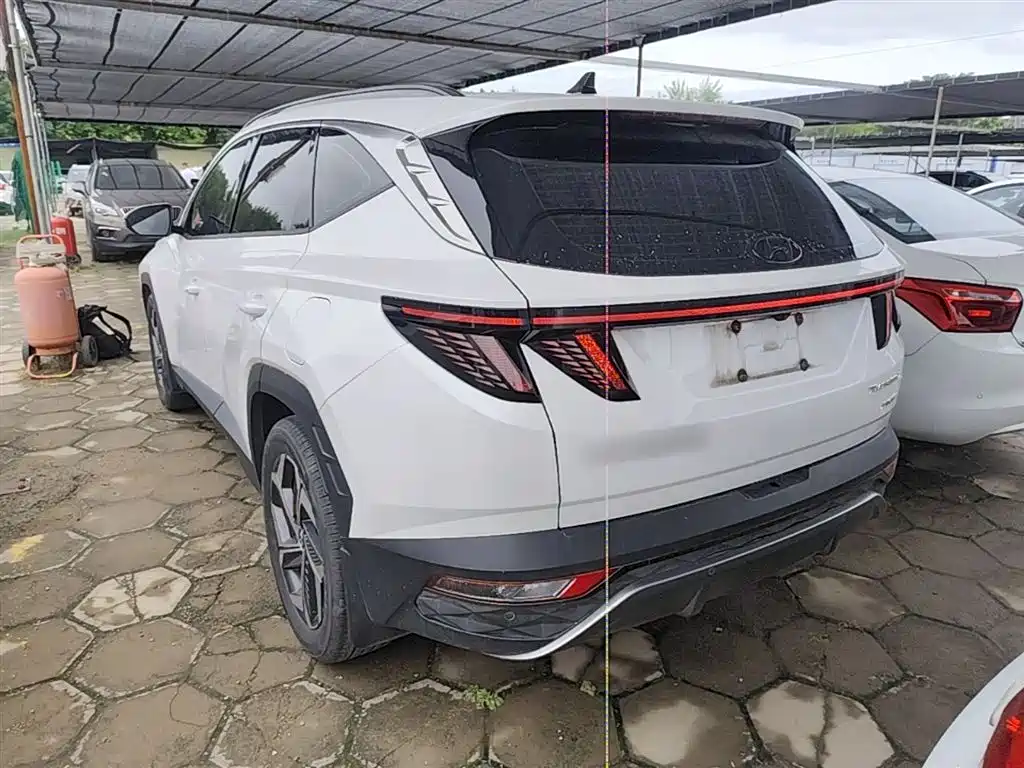 Hyundai Tucson L 1.5T Auto 2WD DLX 2023 - thumbnail 5
