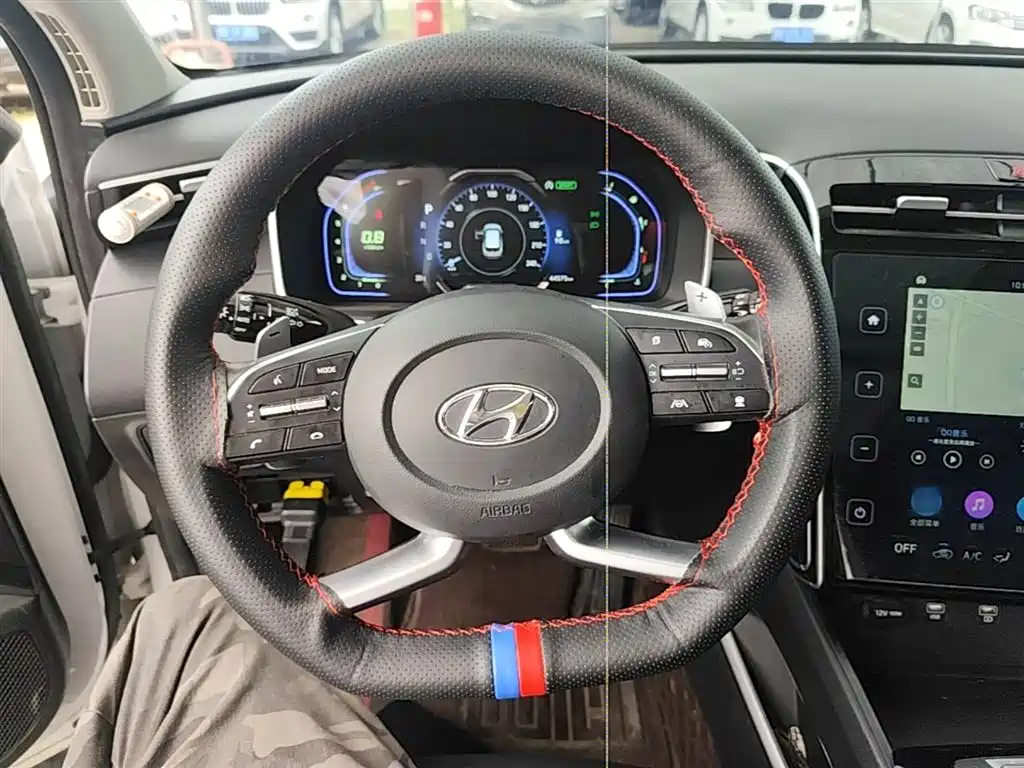 Hyundai Tucson L 1.5T Auto 2WD DLX 2023 - thumbnail 11