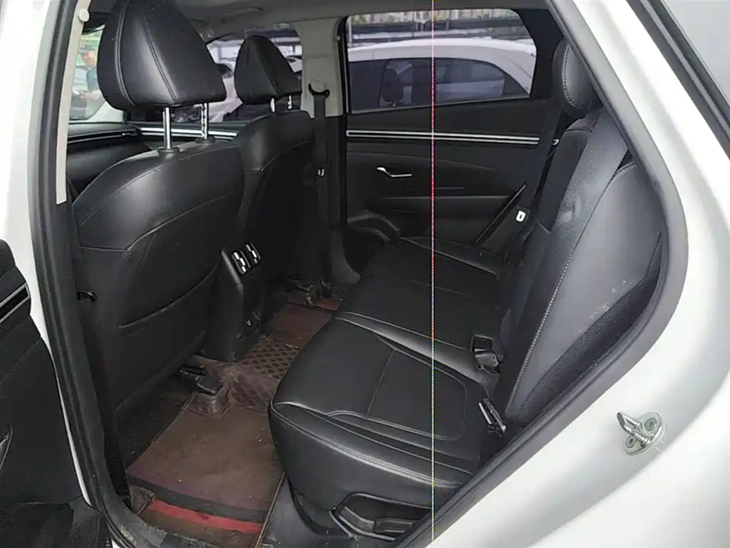 Hyundai Tucson L 1.5T Auto 2WD DLX 2023 - thumbnail 17