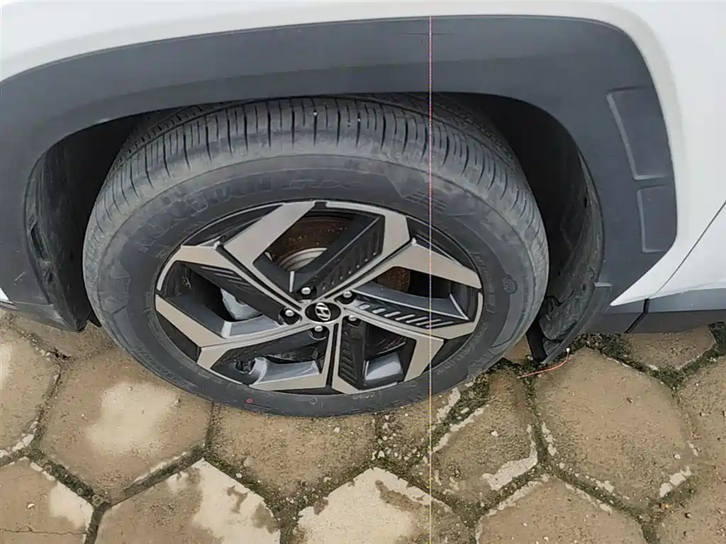 Hyundai Tucson L 1.5T Auto 2WD DLX 2023 - thumbnail 23