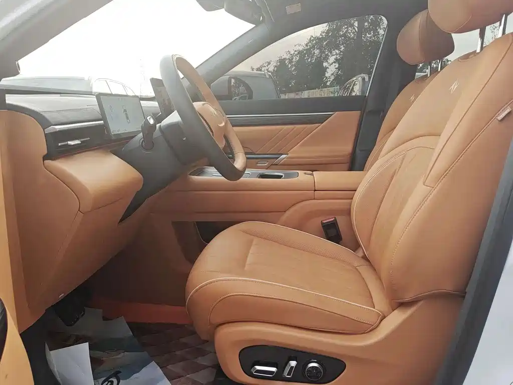 Dongfeng eπ eπ008 210Ultra 2025 - thumbnail 4