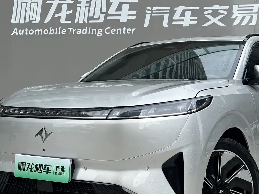 Dongfeng Yipai eπ008 2025 210 Ultra Ruyi Edition 5-Seater 2025 - thumbnail 17