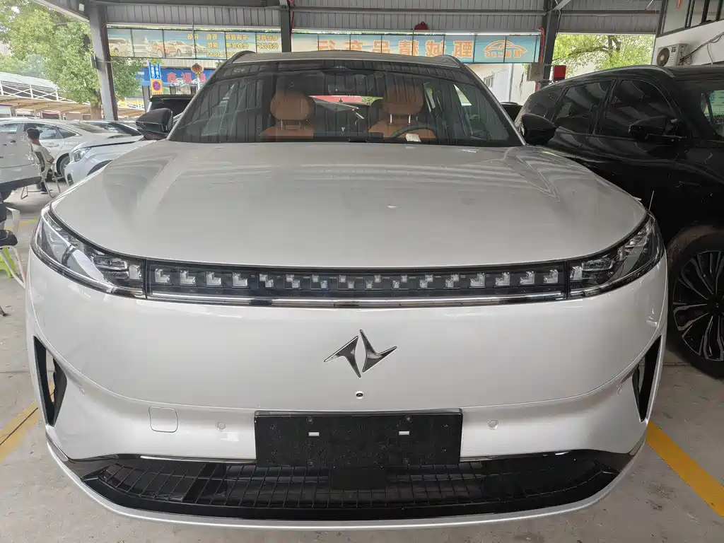 Dongfeng eπ eπ008 2026 EREV 6-Seater Jia Yue Edition 2026 - thumbnail 2