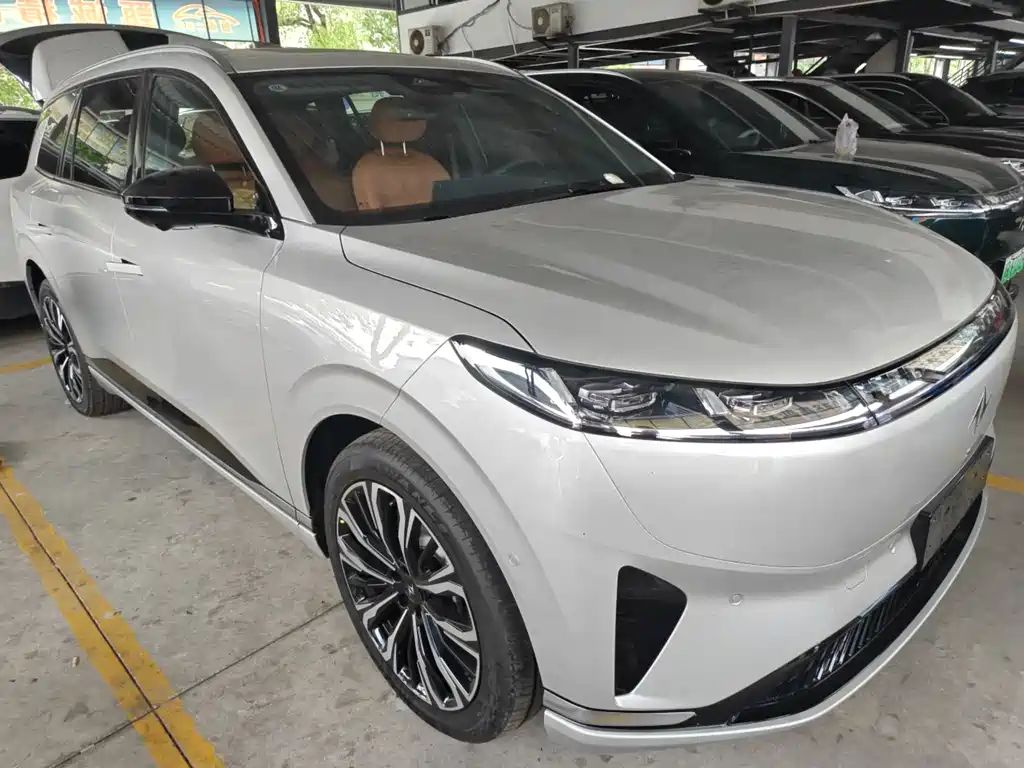 Dongfeng eπ eπ008 2026 EREV 6-Seater Jia Yue Edition 2026 - thumbnail 3