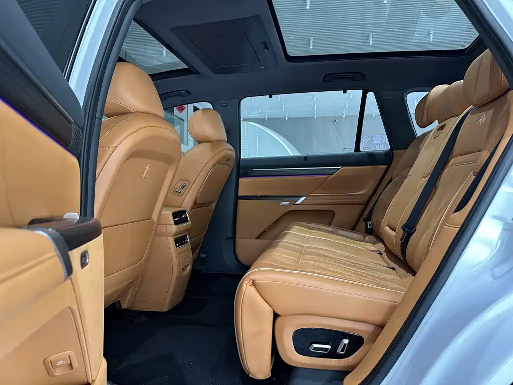 Dongfeng eπ eπ008 210Ultra EREV 2025 - thumbnail 19