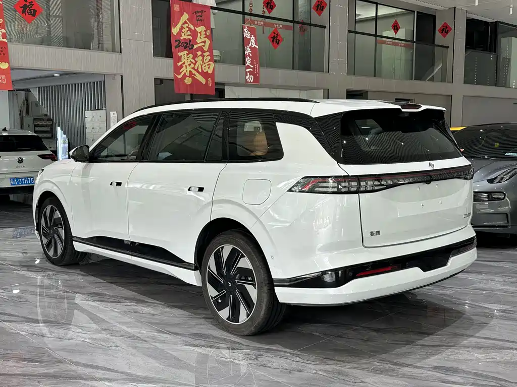 Dongfeng eπ eπ008 210Ultra EREV 2025 - thumbnail 22