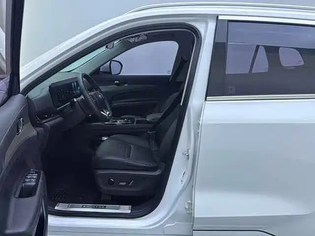 Ford Ford Equator Sport 2023 EcoBoost 170 Platinum 2023 - thumbnail 5