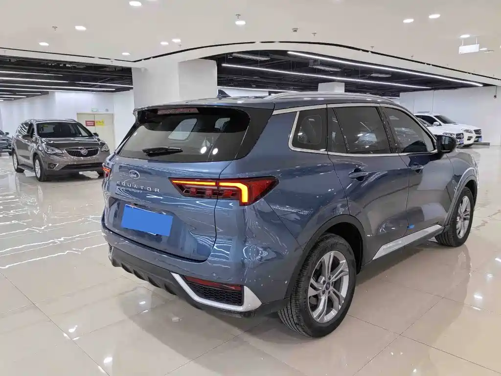 Ford Ford Equator 2022 EcoBoost 170 Platinum Edition 2022 - thumbnail 4
