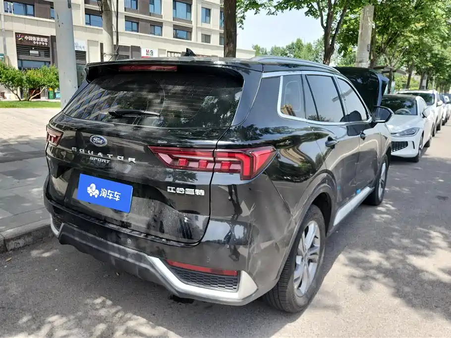Ford Ford Equator Sport 2023 EcoBoost 170 Platinum 2023 - thumbnail 3