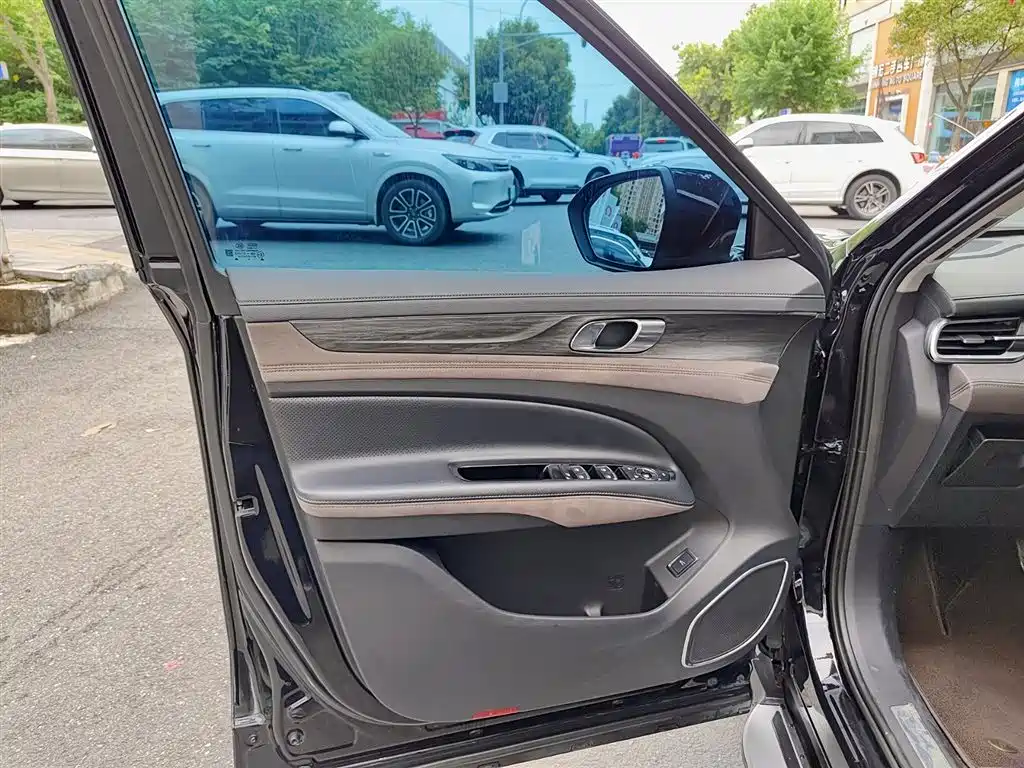Ford Ford Equator 2023 EcoBoost 225 Zunling 7-Seater (2/2/3) 2023 - thumbnail 6