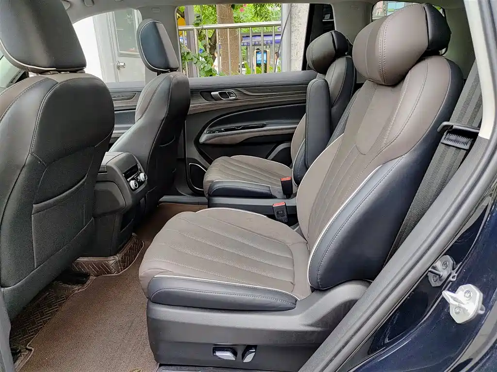 Ford Ford Equator 2023 EcoBoost 225 Zunling 7-Seater (2/2/3) 2023 - thumbnail 8