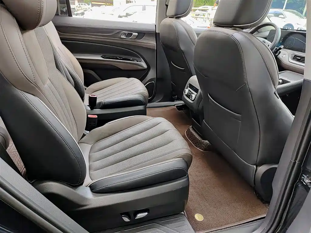 Ford Ford Equator 2023 EcoBoost 225 Zunling 7-Seater (2/2/3) 2023 - thumbnail 11