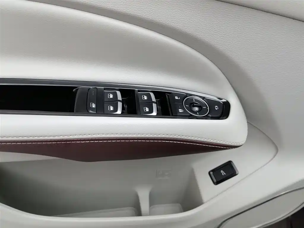 Ford Ford Equator 2021 EcoBoost 225 Zunling 7-Seater (2/2/3) 2023 - thumbnail 9
