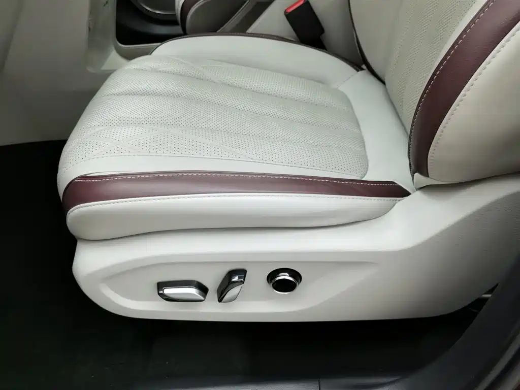 Ford Ford Equator 2021 EcoBoost 225 Zunling 7-Seater (2/2/3) 2023 - thumbnail 20