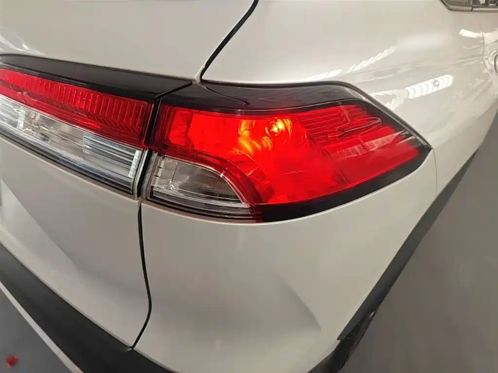 Toyota Corolla Cross 2023 2.0L Pioneer Edition 2023 - thumbnail 8