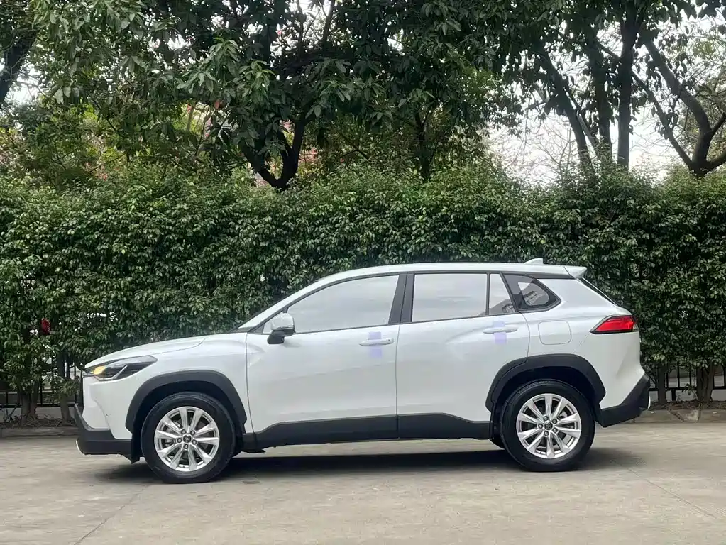 Toyota Corolla Cross 2023 2.0L Pioneer Edition 2023 - thumbnail 2