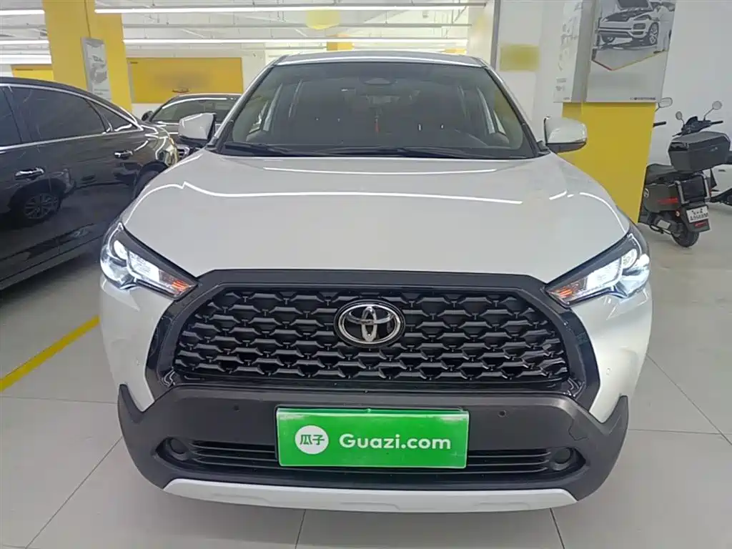 Toyota Corolla Cross 2.0L Pioneer 2024 - thumbnail 3