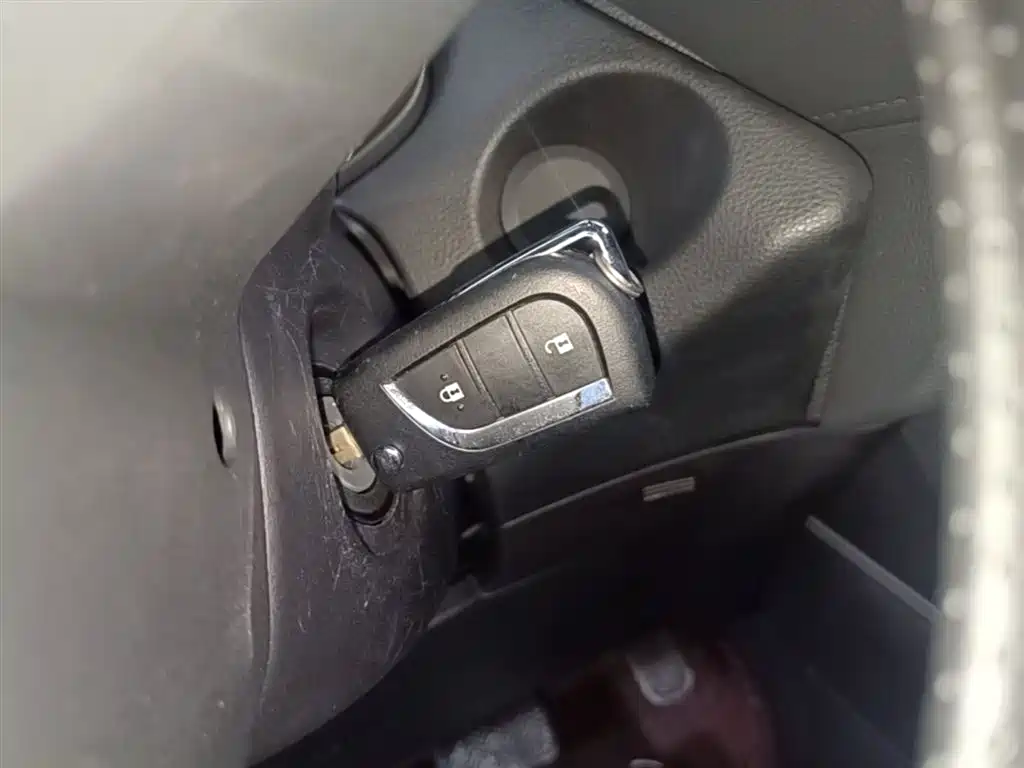 Toyota Corolla Cross 2.0L Pioneer 2024 - thumbnail 9