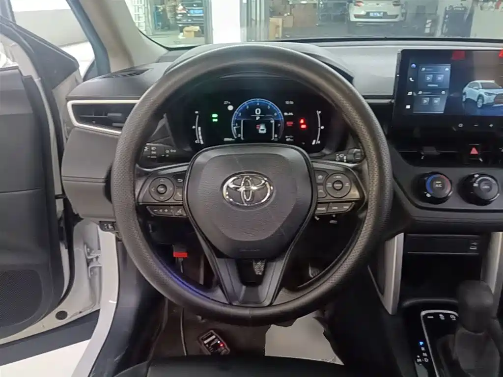 Toyota Corolla Cross 2.0L Pioneer 2024 - thumbnail 11