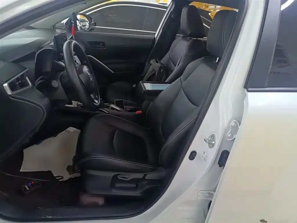 Toyota Corolla Cross 2.0L Pioneer 2024 - thumbnail 15