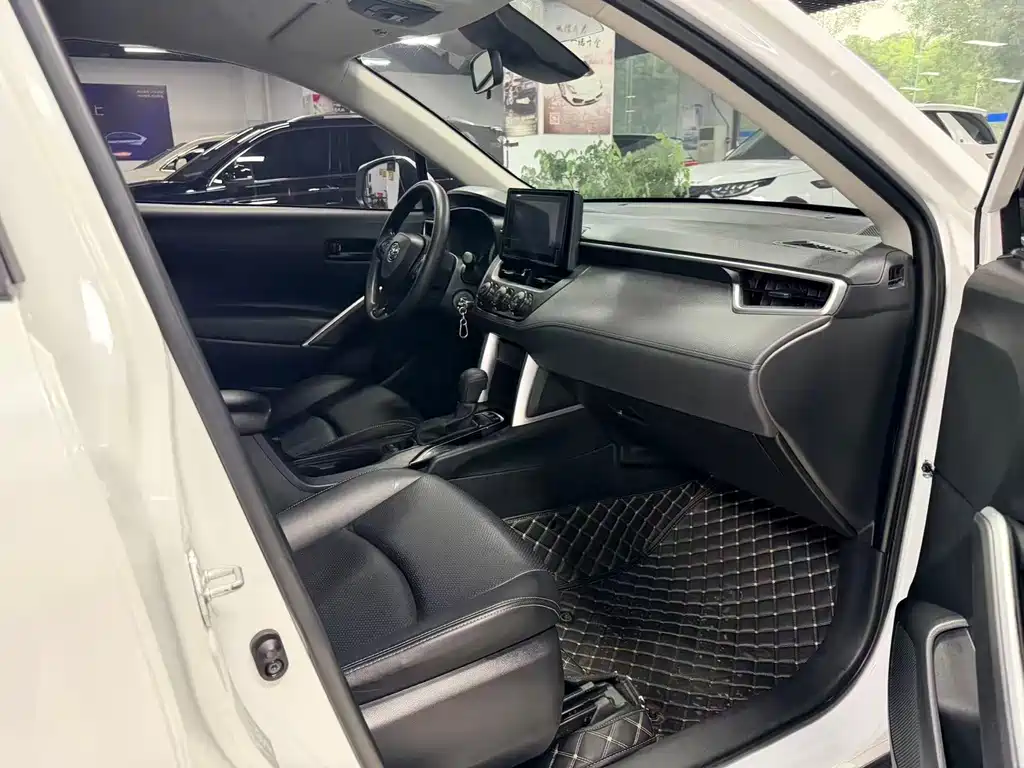 Toyota Corolla Cross 2.0L Pioneer Edition 2022 - thumbnail 7