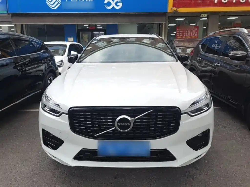 Volvo Volvo XC60 2021 T5 AWD Momentum 2020 - thumbnail 3