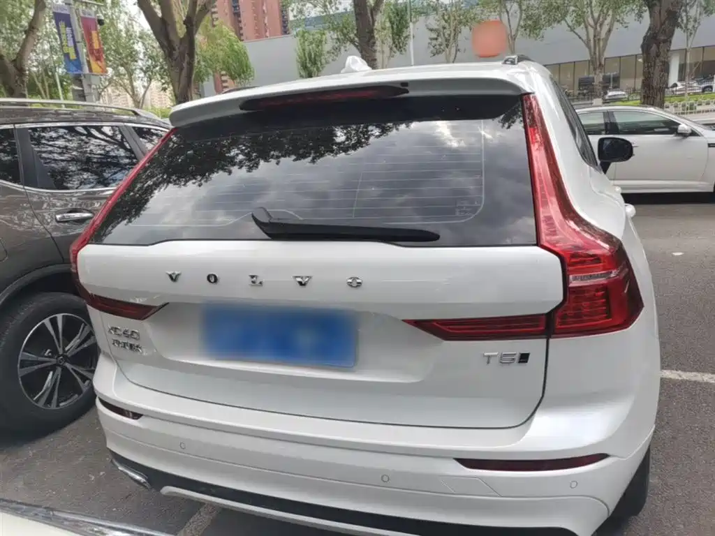 Volvo Volvo XC60 2021 T5 AWD Momentum 2020 - thumbnail 6