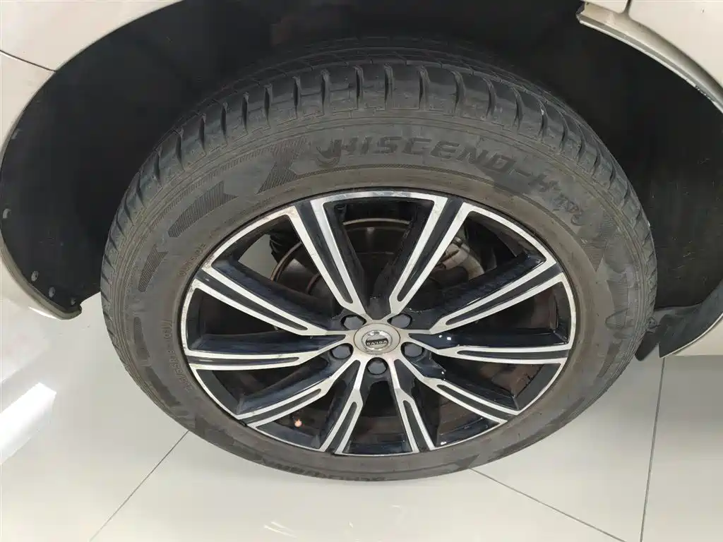 Volvo Volvo XC60 T5 AWD Momentum 2021 - thumbnail 29