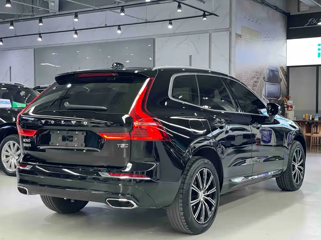 Volvo Volvo XC60 T5 AWD Momentum 2020 - thumbnail 11