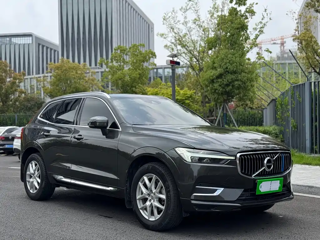 Volvo Volvo XC60 T5 AWD Momentum 2021 - thumbnail 3
