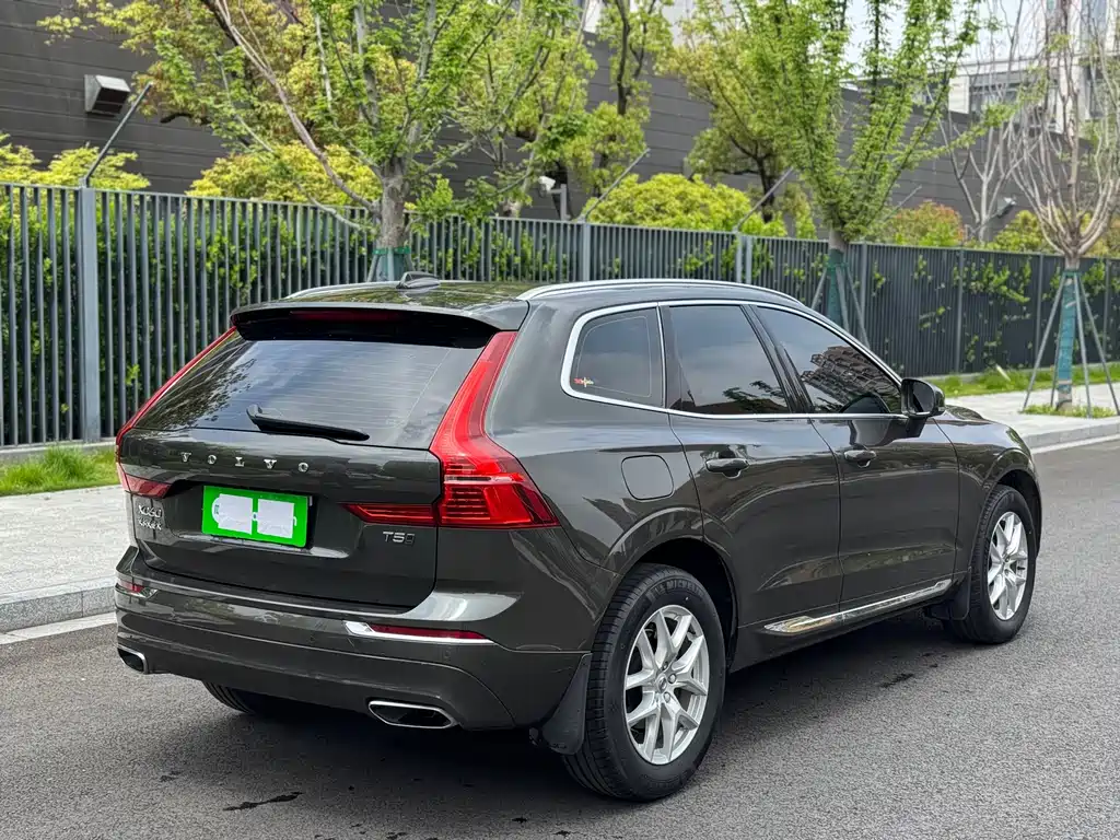 Volvo Volvo XC60 T5 AWD Momentum 2021 - thumbnail 6