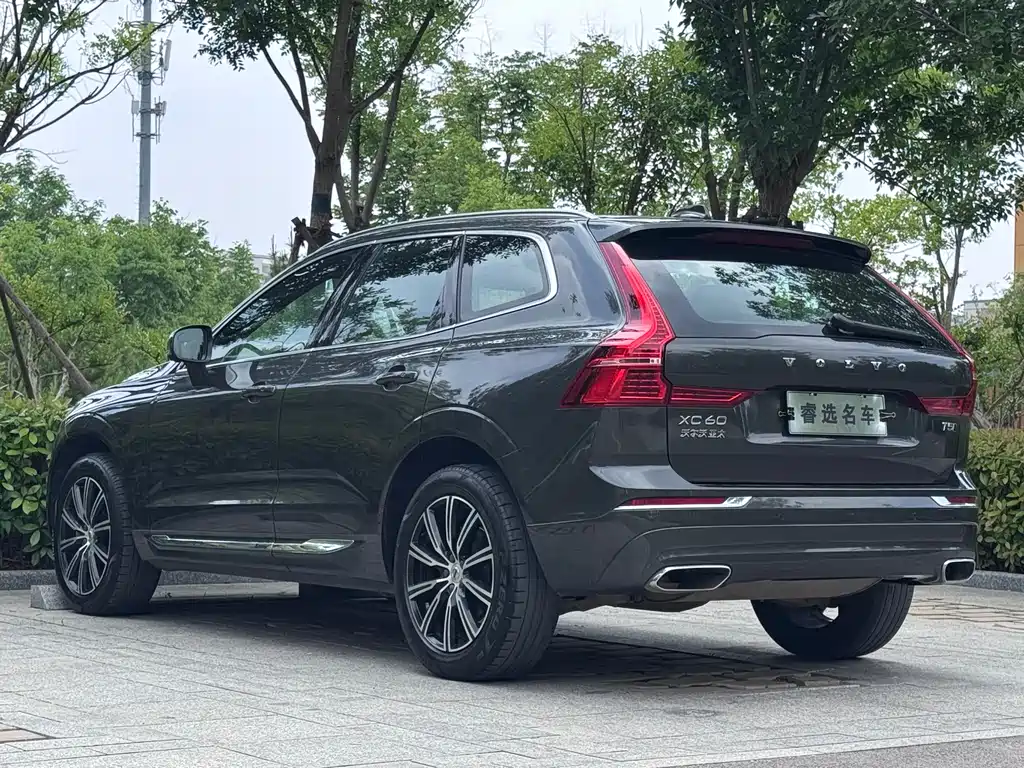 Volvo Volvo XC60 T5 AWD Inscription 2021 - thumbnail 5