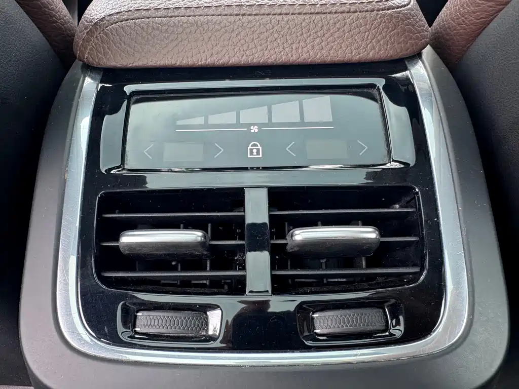 Volvo Volvo XC60 T5 AWD Inscription 2021 - thumbnail 14