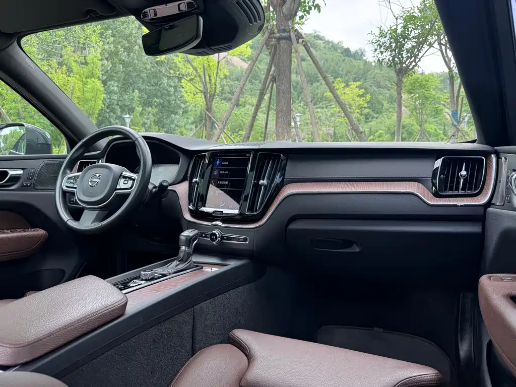 Volvo Volvo XC60 T5 AWD Inscription 2021 - thumbnail 15