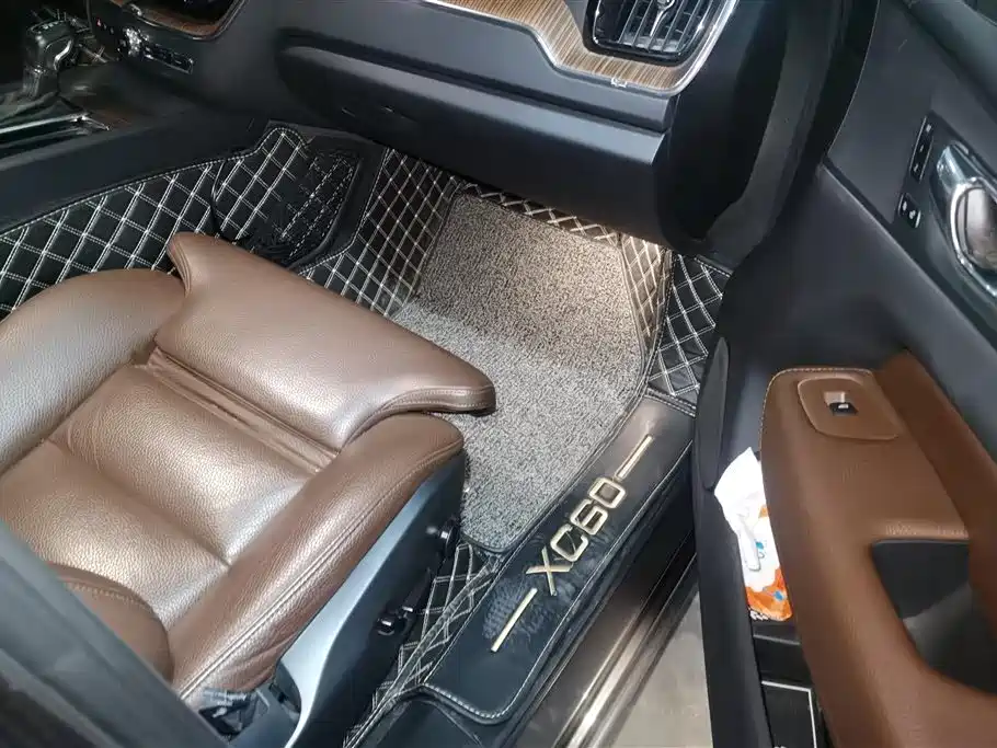 Volvo Volvo XC60 2021 T5 AWD Inscription 2020 - thumbnail 8