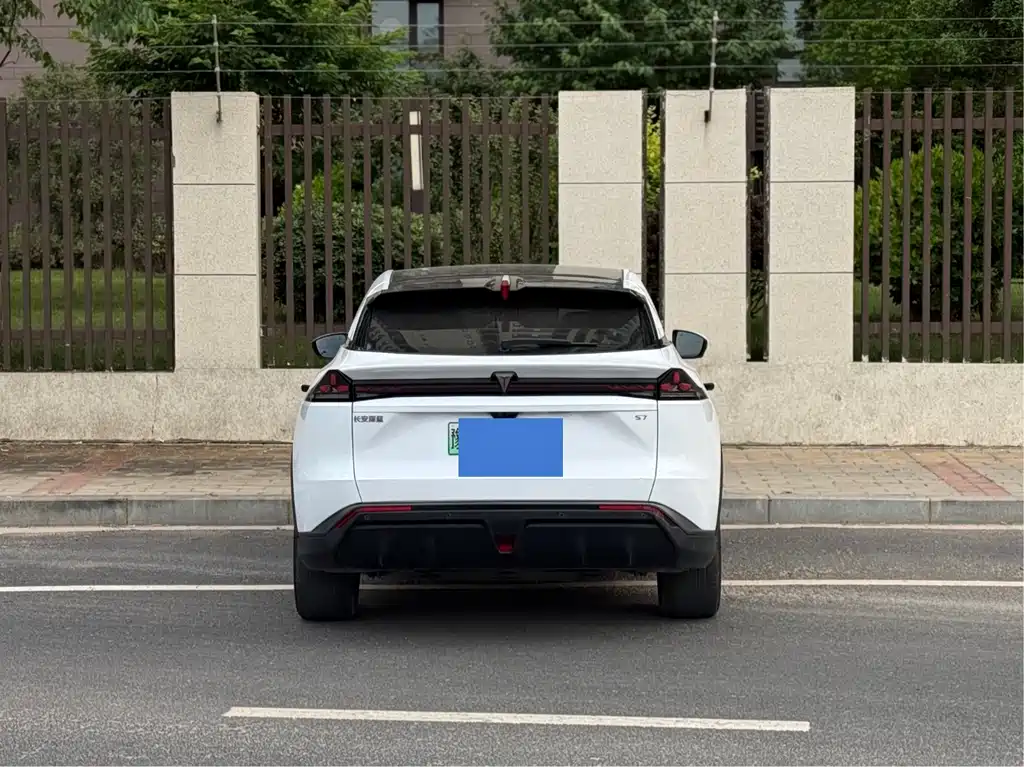 Deepal Auto Deepal S07 2023 520Max EV 2024 - thumbnail 2