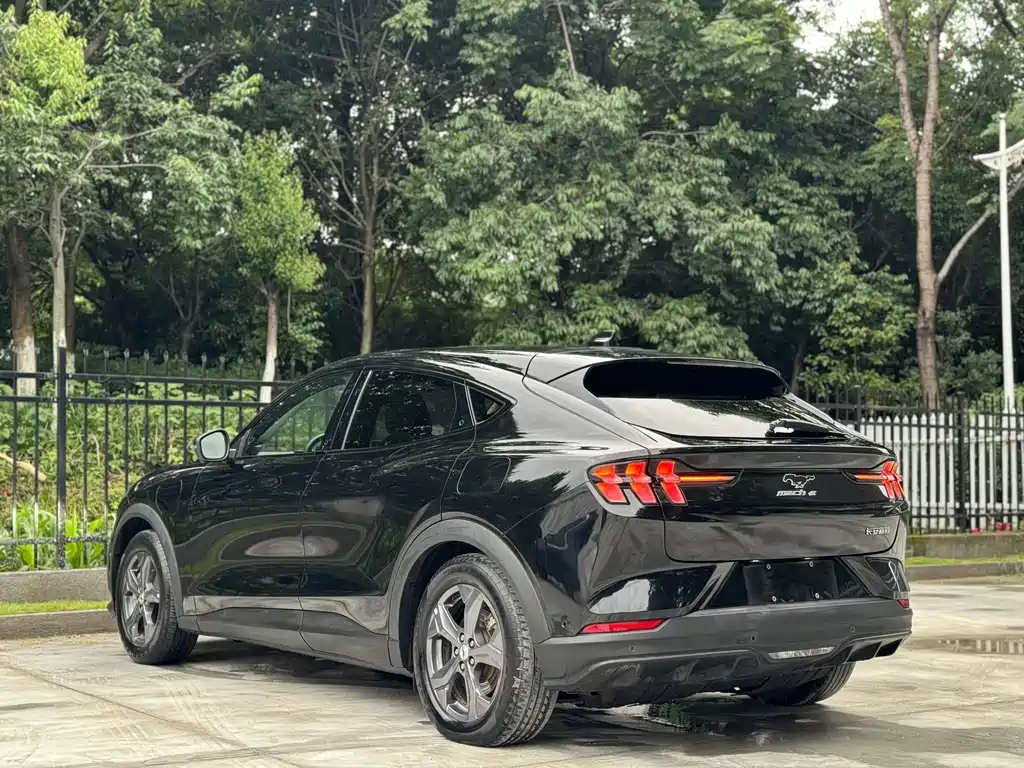 Ford Ford Mustang Mach-E 2021 Select RWD Standard Range 2022 - thumbnail 3