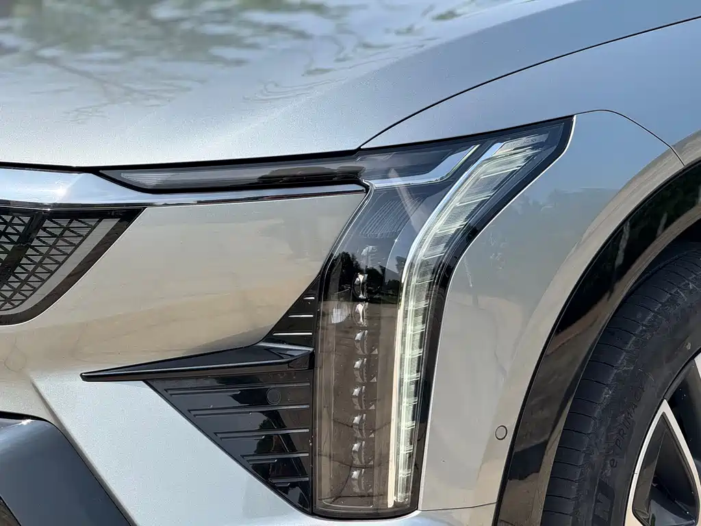 Cadillac IQ Aoge 2024 AWD Long Range 2024 - thumbnail 8