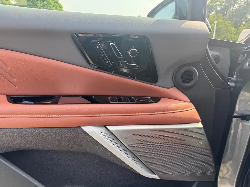 Cadillac IQ Aoge 2024 AWD Long Range 2024 - thumbnail 11