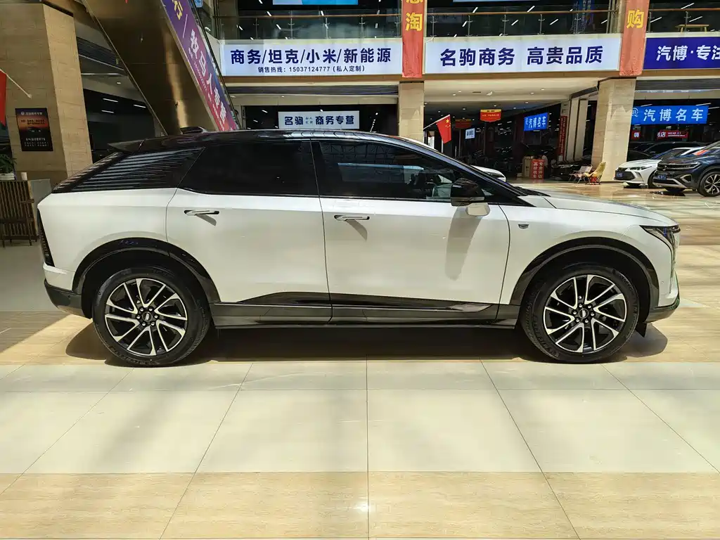 Cadillac IQ Aoge 2024 AWD Long Range 2024 - thumbnail 7