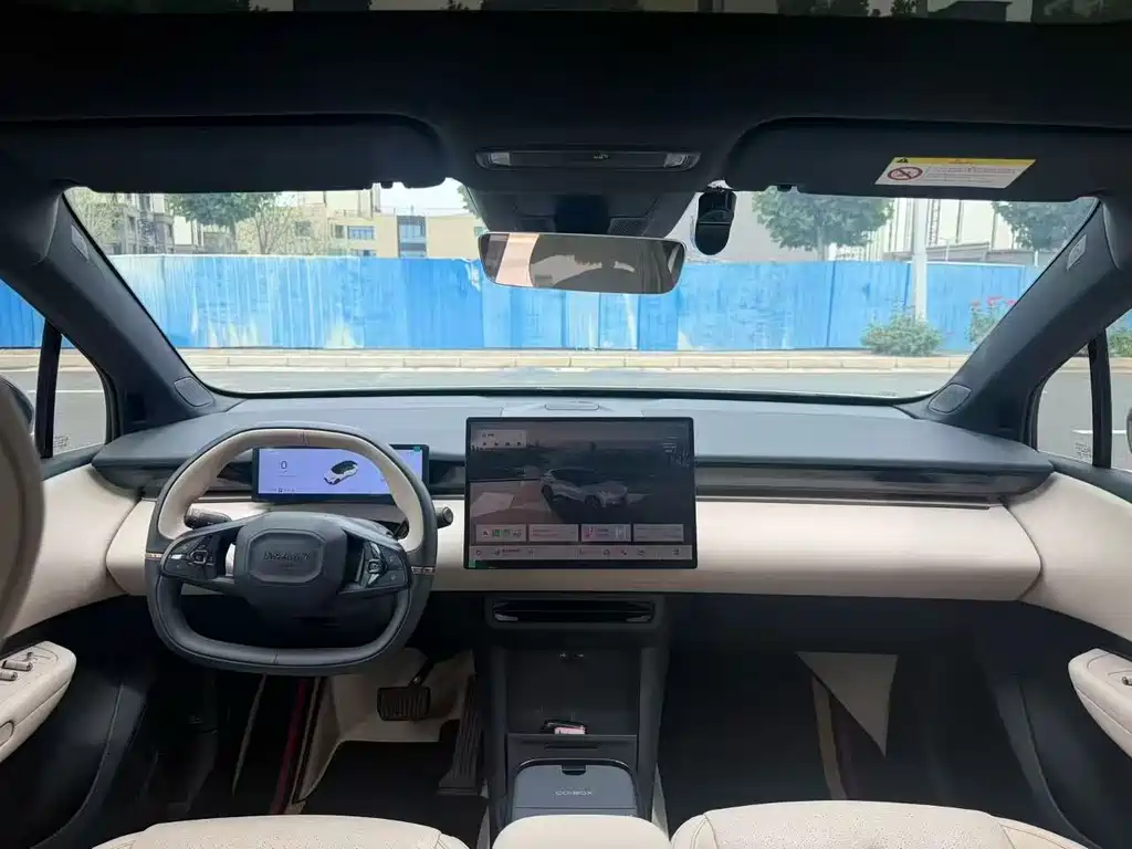 Lynk & Co Lynk & Co Z20 2026 430km RWD Pro 2025 - thumbnail 6