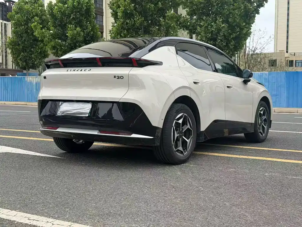 Lynk & Co Lynk & Co Z20 2026 430km RWD Pro 2025 - thumbnail 7