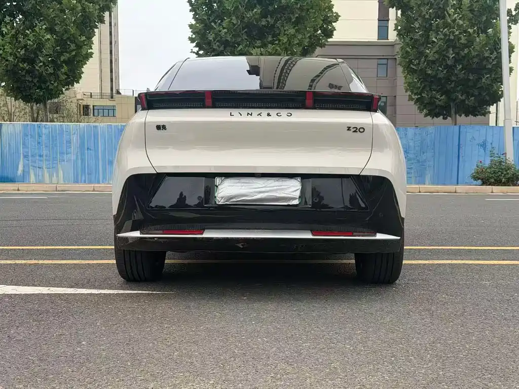 Lynk & Co Lynk & Co Z20 2026 430km RWD Pro 2025 - thumbnail 8